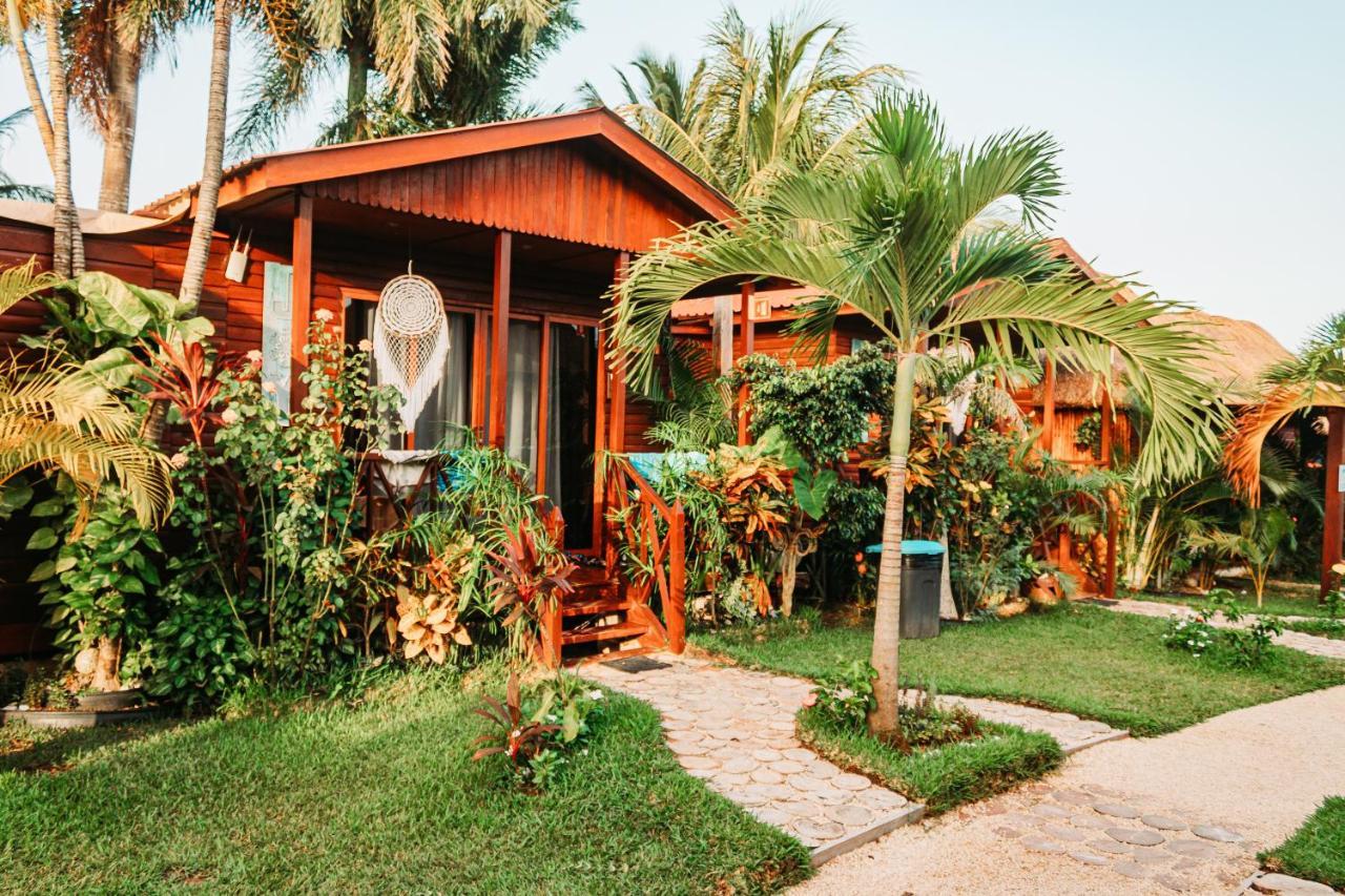 Blue Bird Hotel Bacalar Eksteriør billede