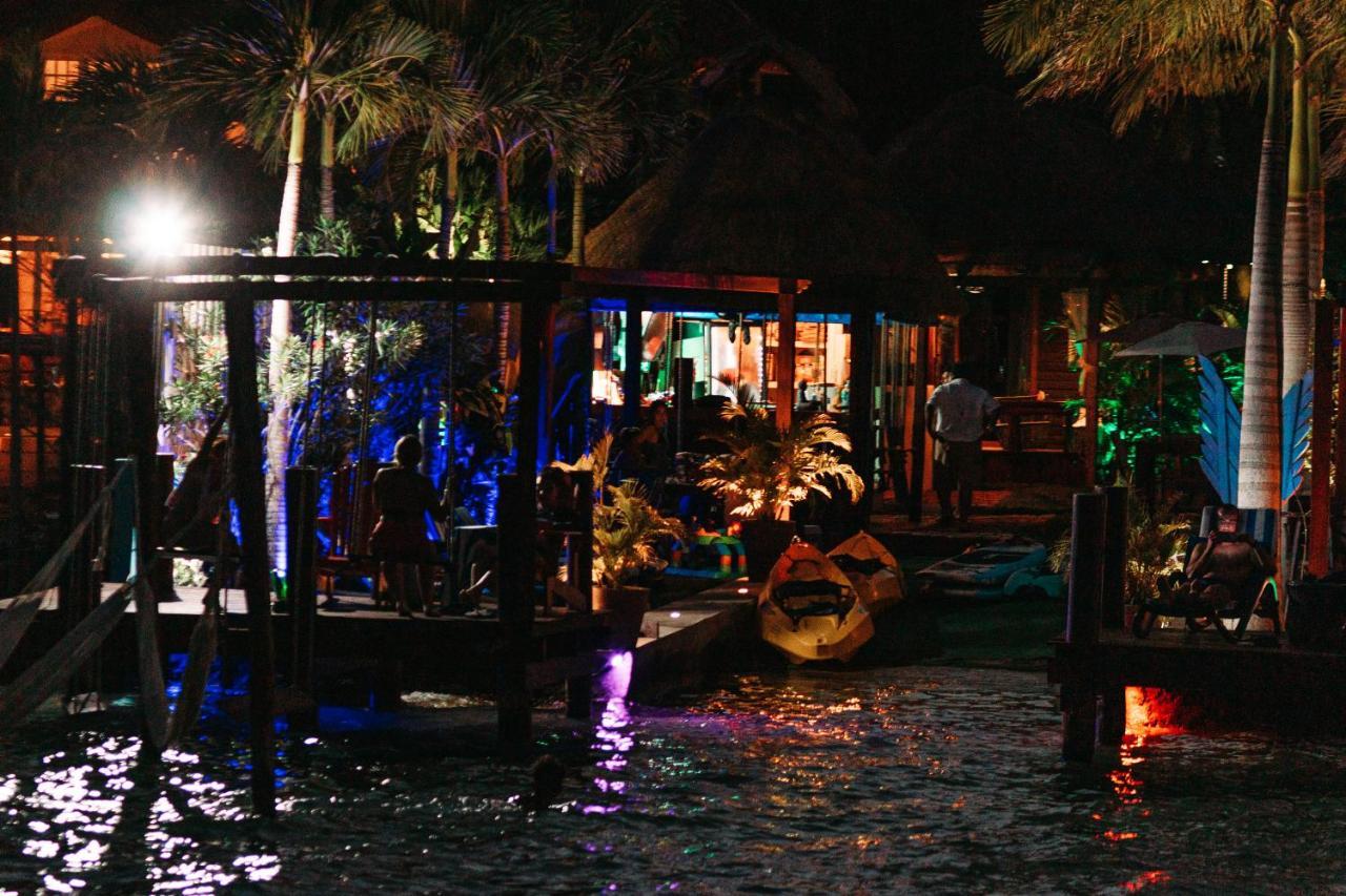 Blue Bird Hotel Bacalar Eksteriør billede